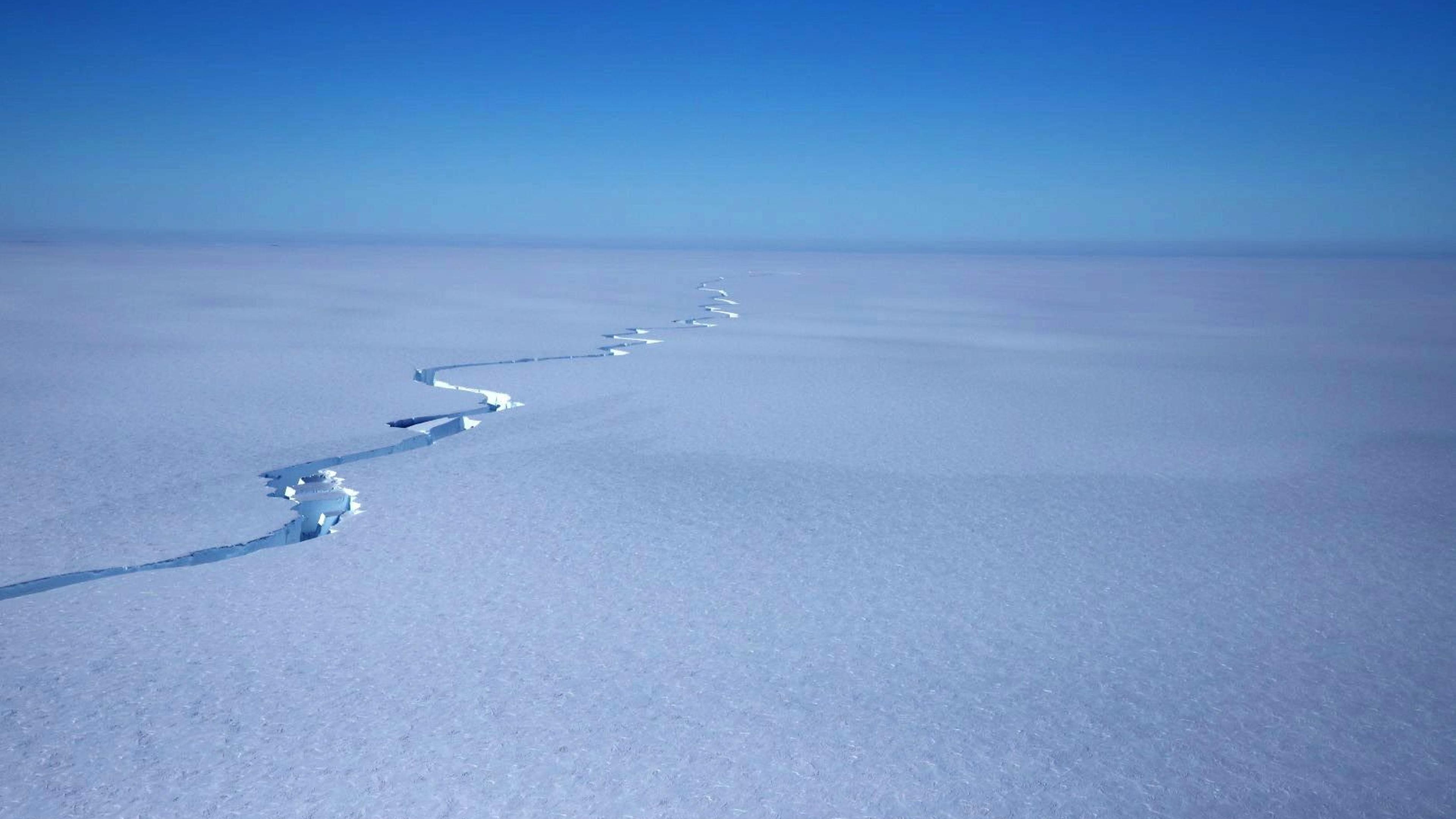 Ant Rtida Maior Iceberg Do Mundo Soltou Se De Plataforma De Gelo